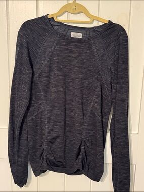 Athleta Fastest Track Long Sleeve Space Dye Black Heathered TopXL